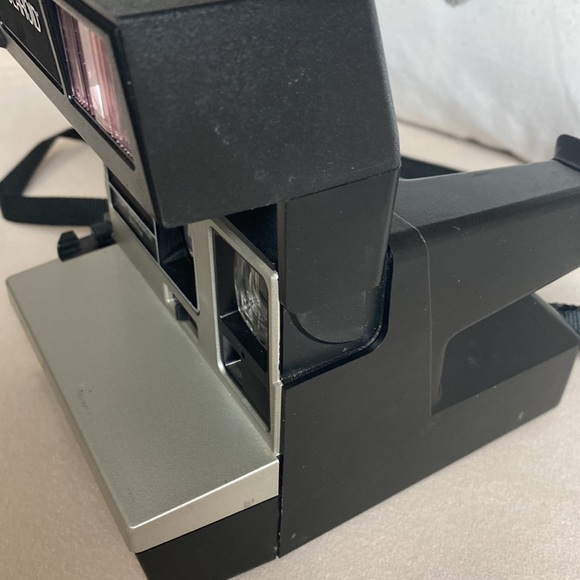 Vintage Polaroid instant camera - Picture 3 of 5